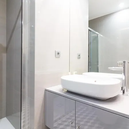 On Apartments - Clerigos Apartment Porto